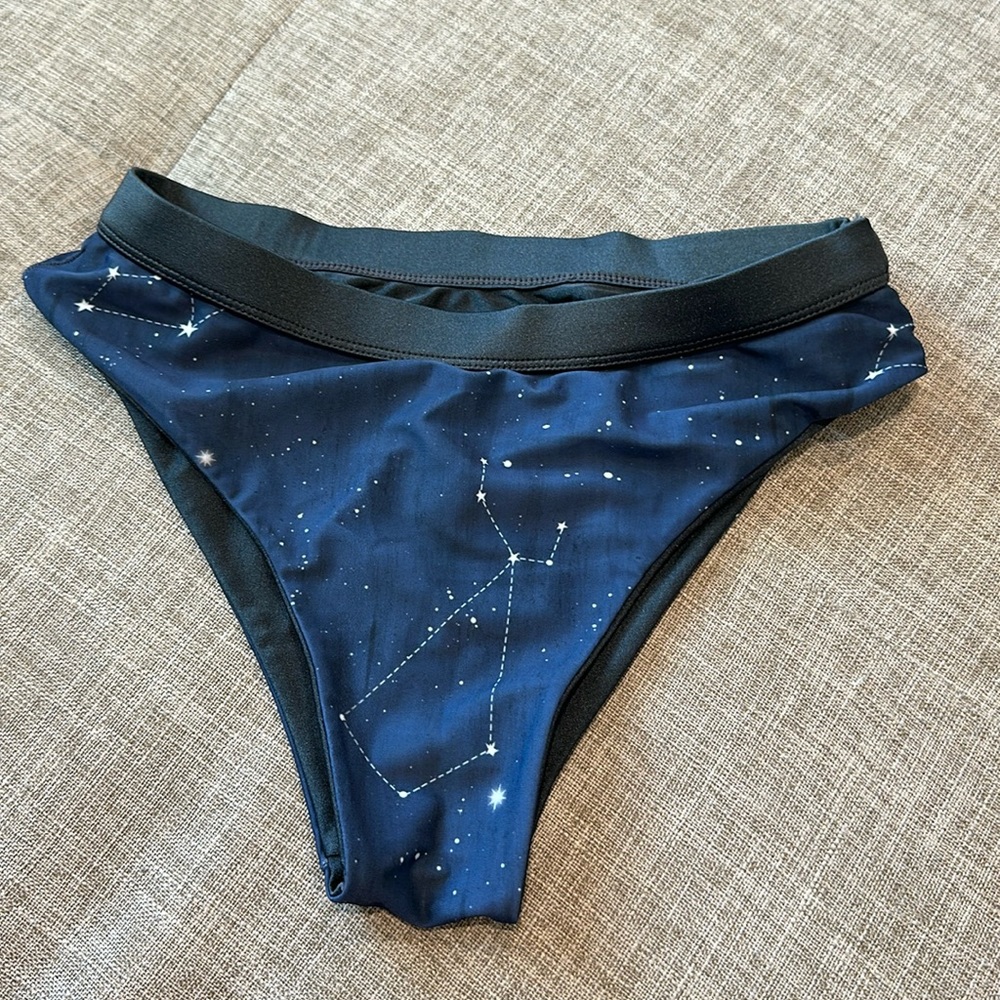 Cantiks Swimwear size small